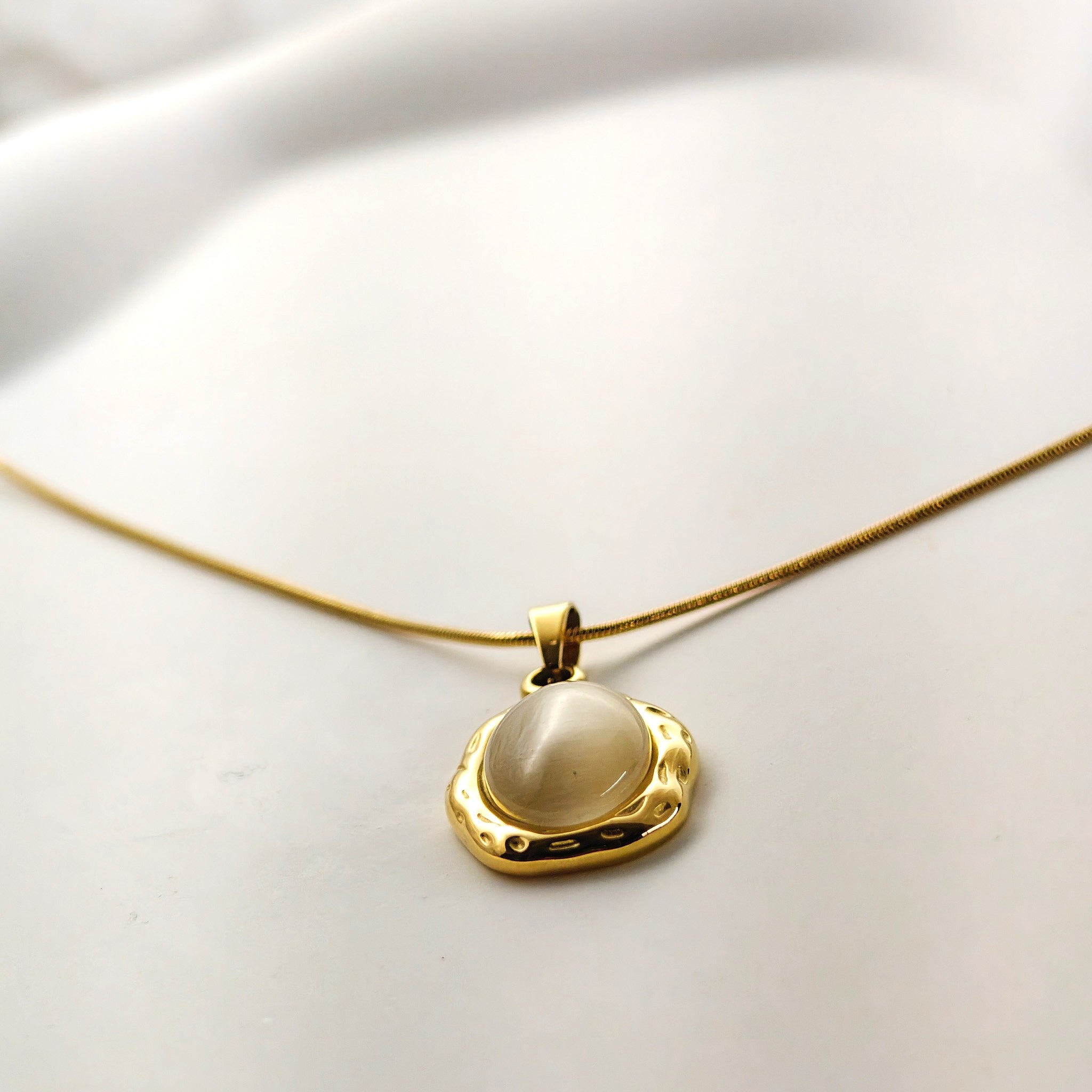 Anti Tarnish,Korean Jewellery Gold Plated Oval Pendant Necklace