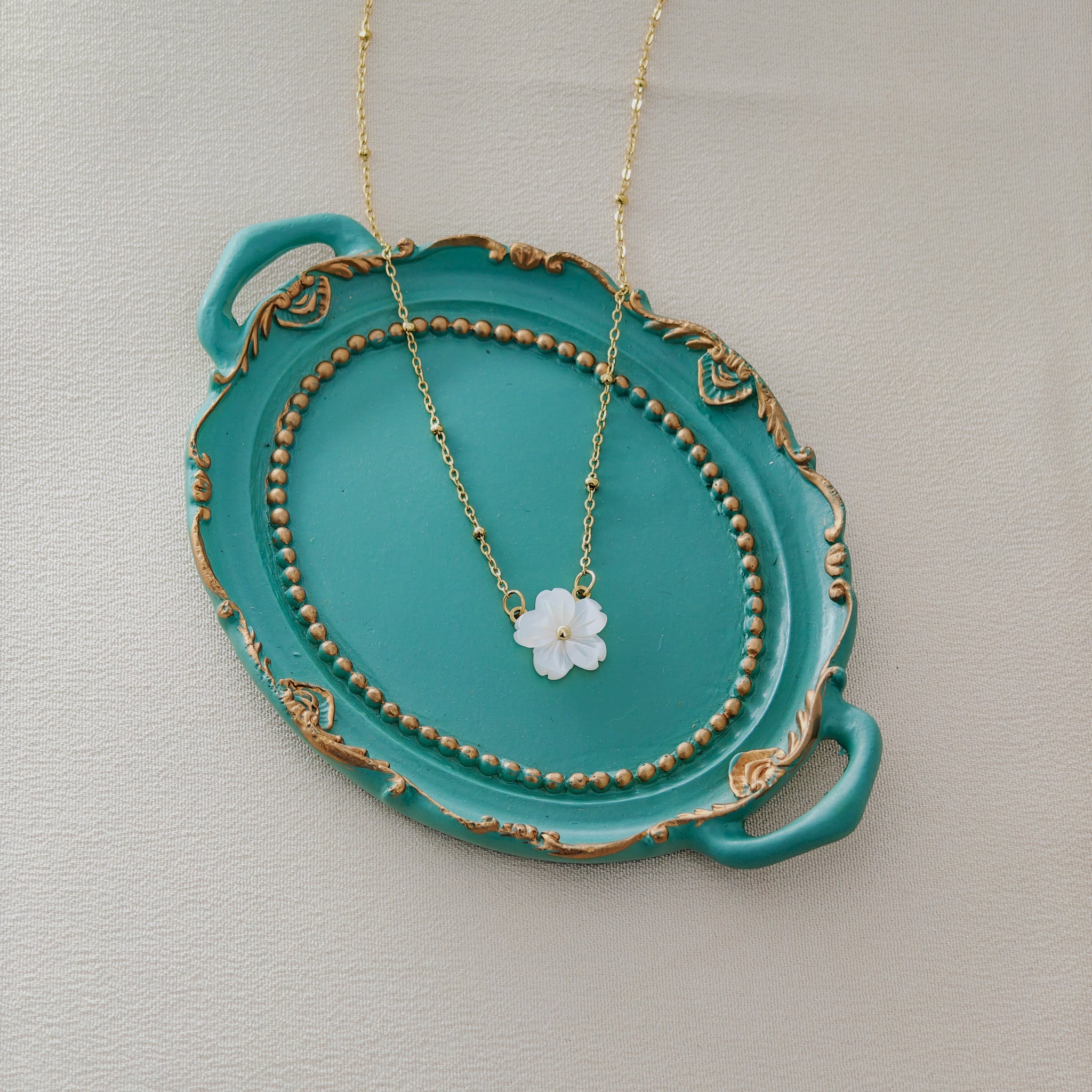 Dainty Mother of Pearl Flower Necklace Anti Tarnish,Korean Jewellery