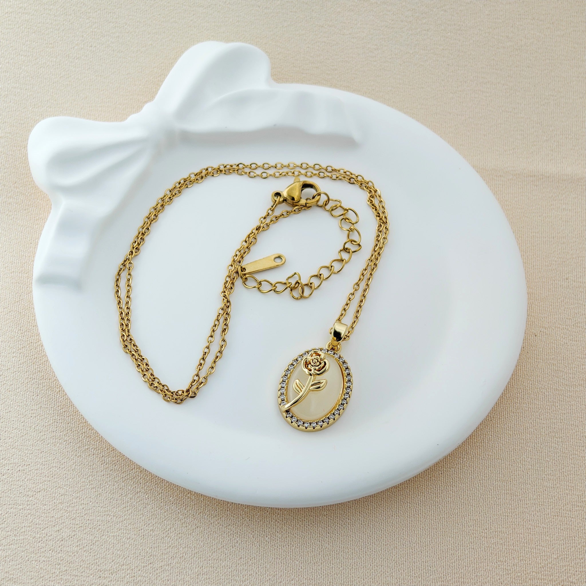 Enchanted Rose Oval Pendant – Korean Anti-Tarnish Necklace