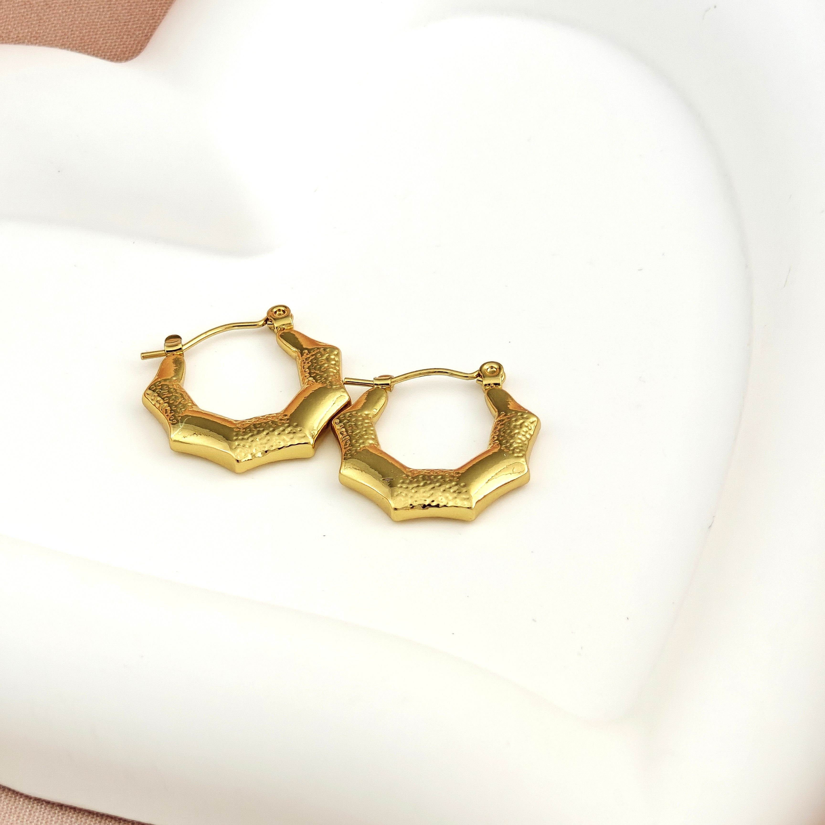 Anti Tarnish Starburst Shape Hoop Earrings – Korean Jewellery