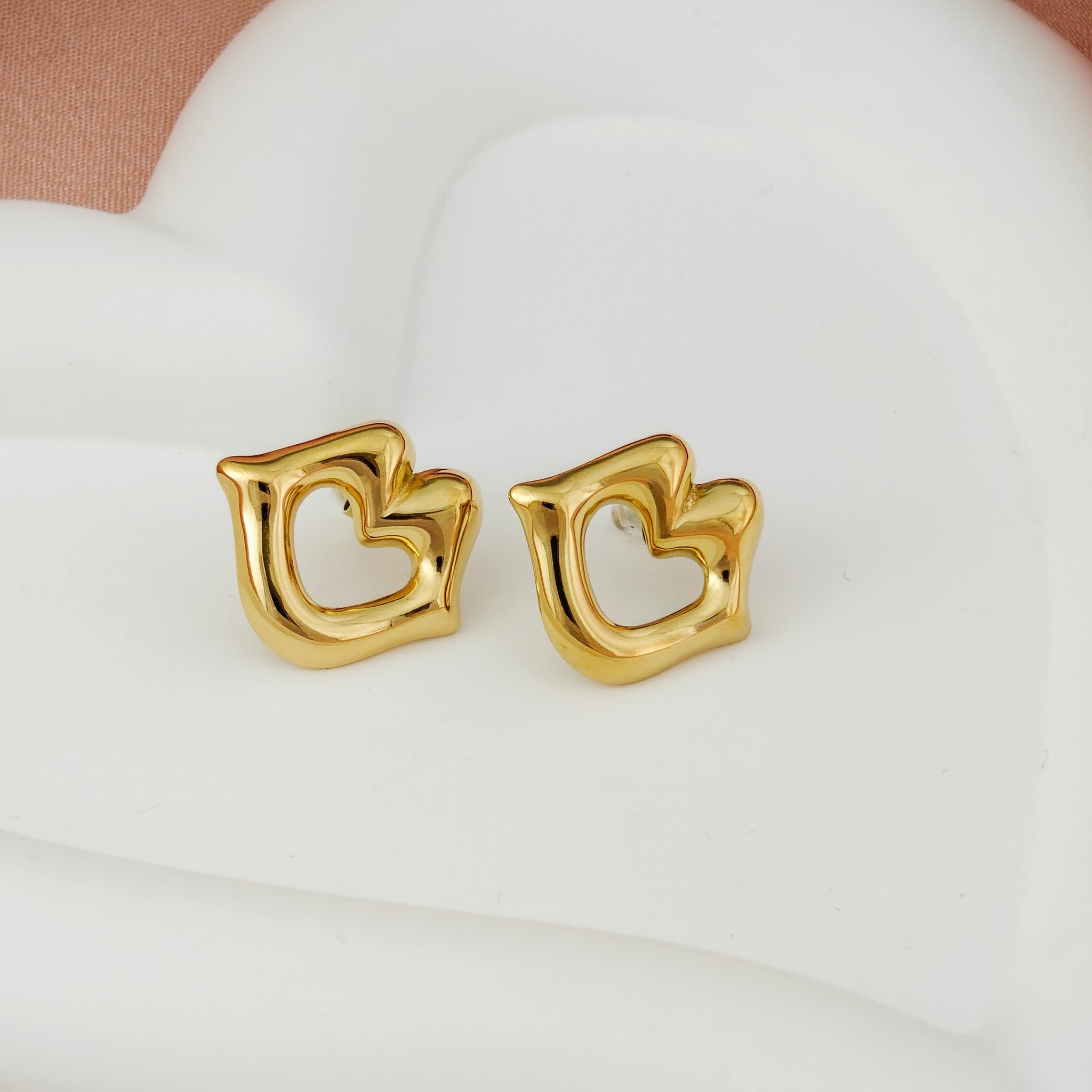 Tarnish-Resistant Korean Jewelry: Puffy Heart Studs
