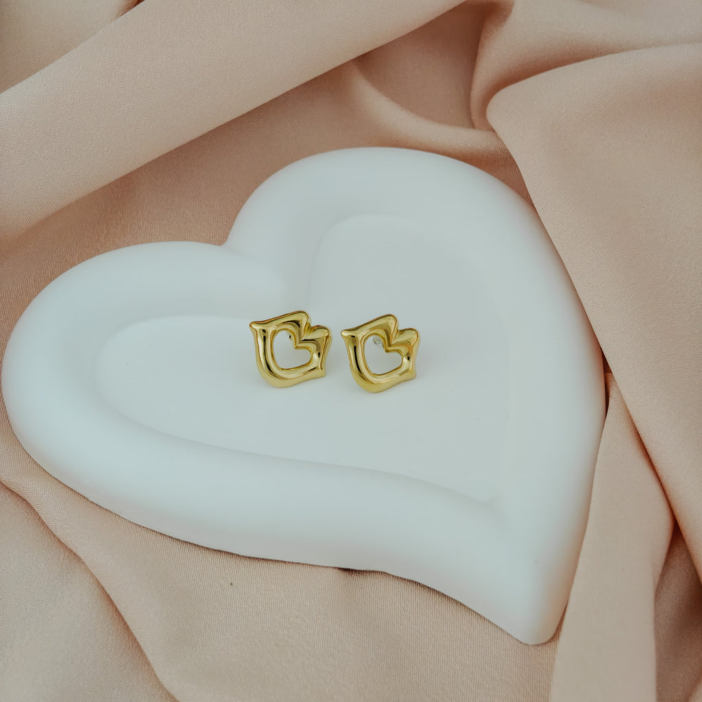 Tarnish-Resistant Korean Jewelry: Puffy Heart Studs