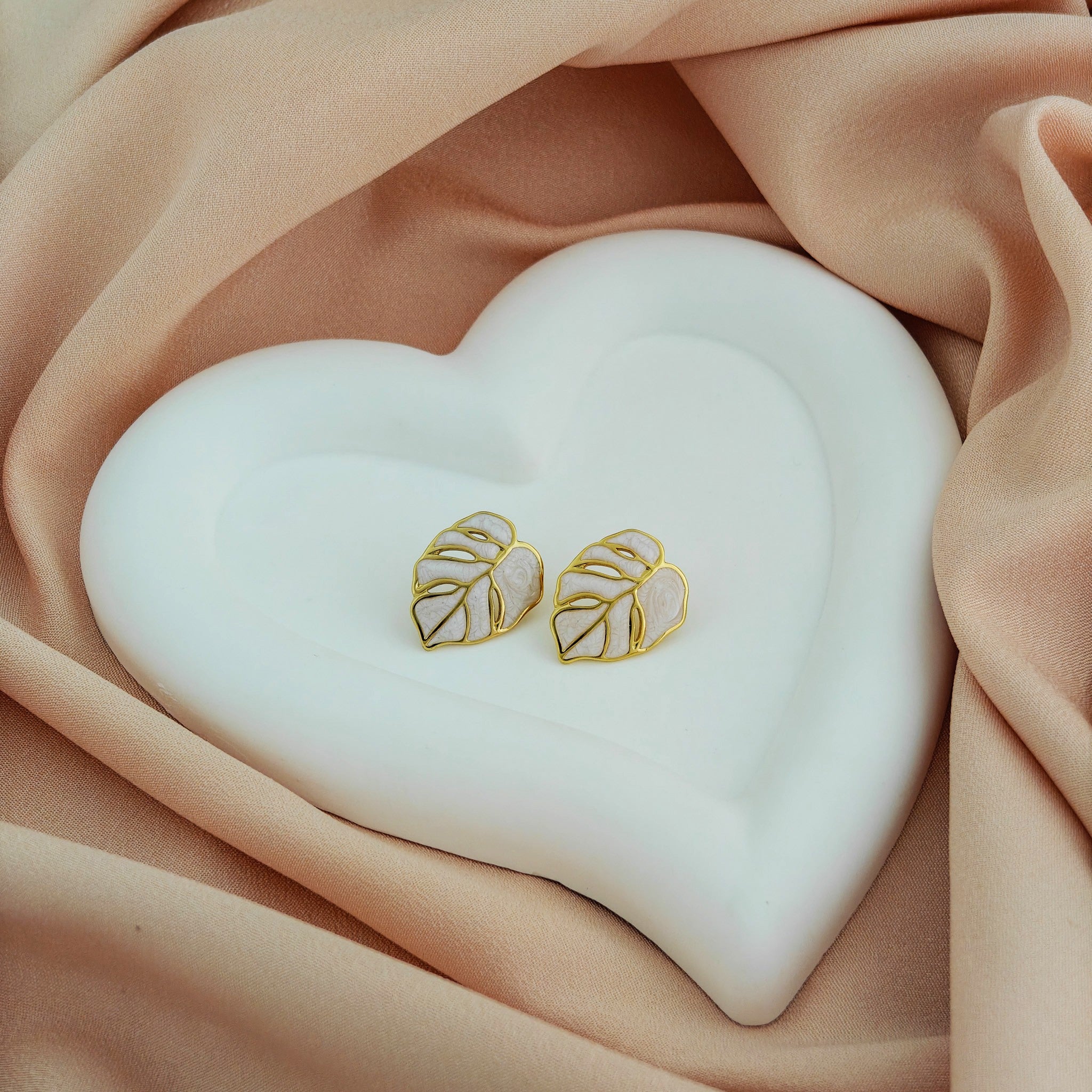 Korean Design Elegant Anti Tarnish Leaf Studs