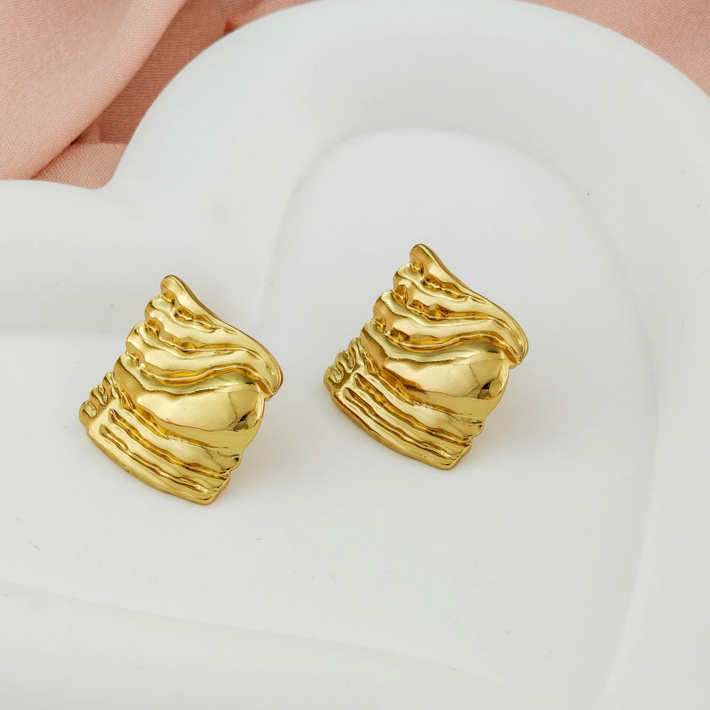 Anti Tarnish Textured Wave Stud Earrings – Korean Jewellery