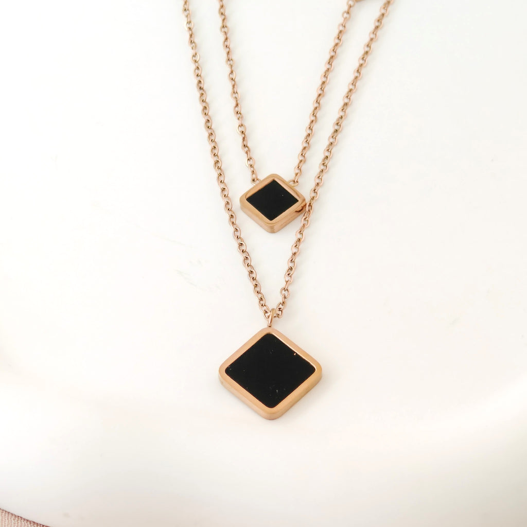 Korean Anti-Tarnish Diamond-Shaped Necklace