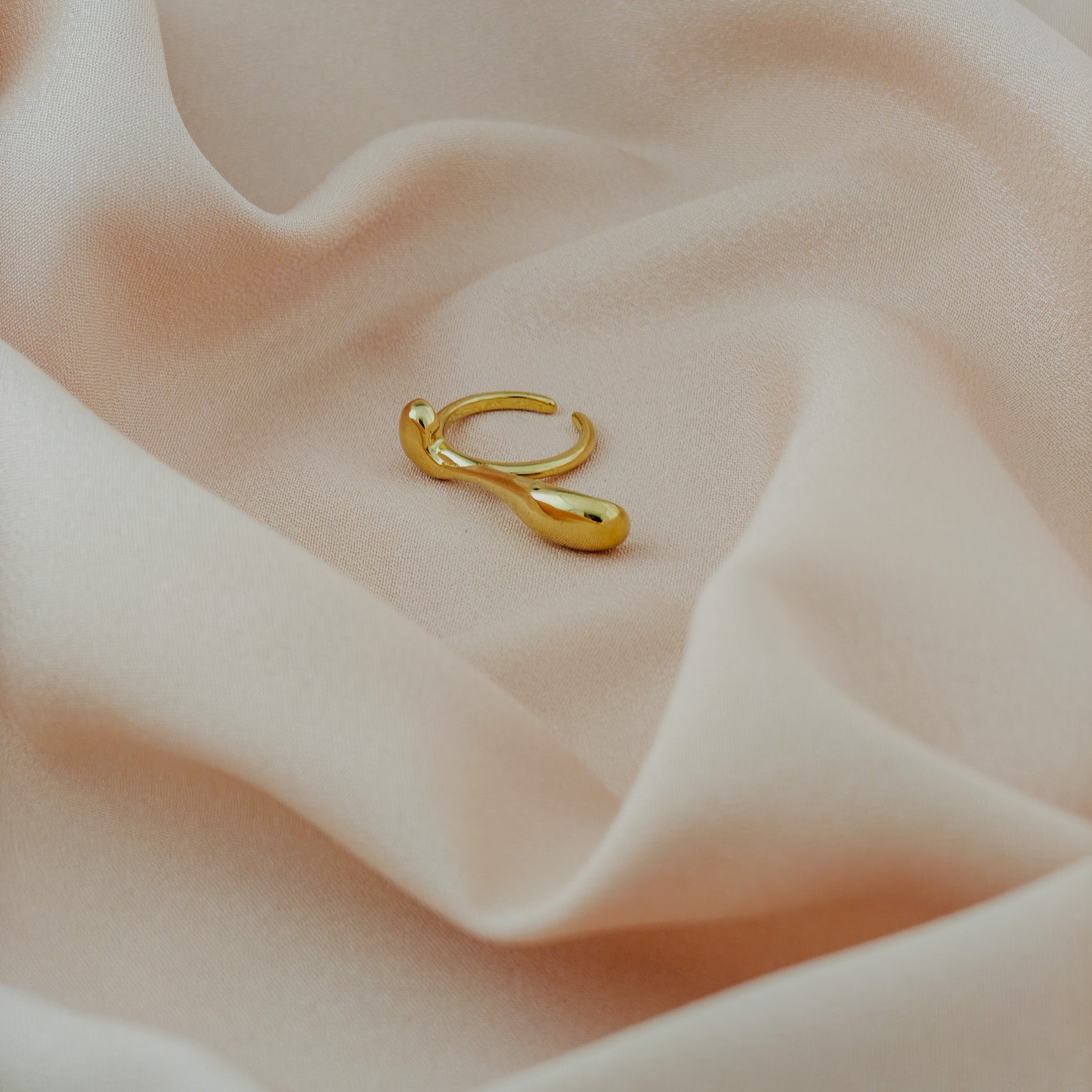 Korean-Style Anti-Tarnish Teardrop Ring