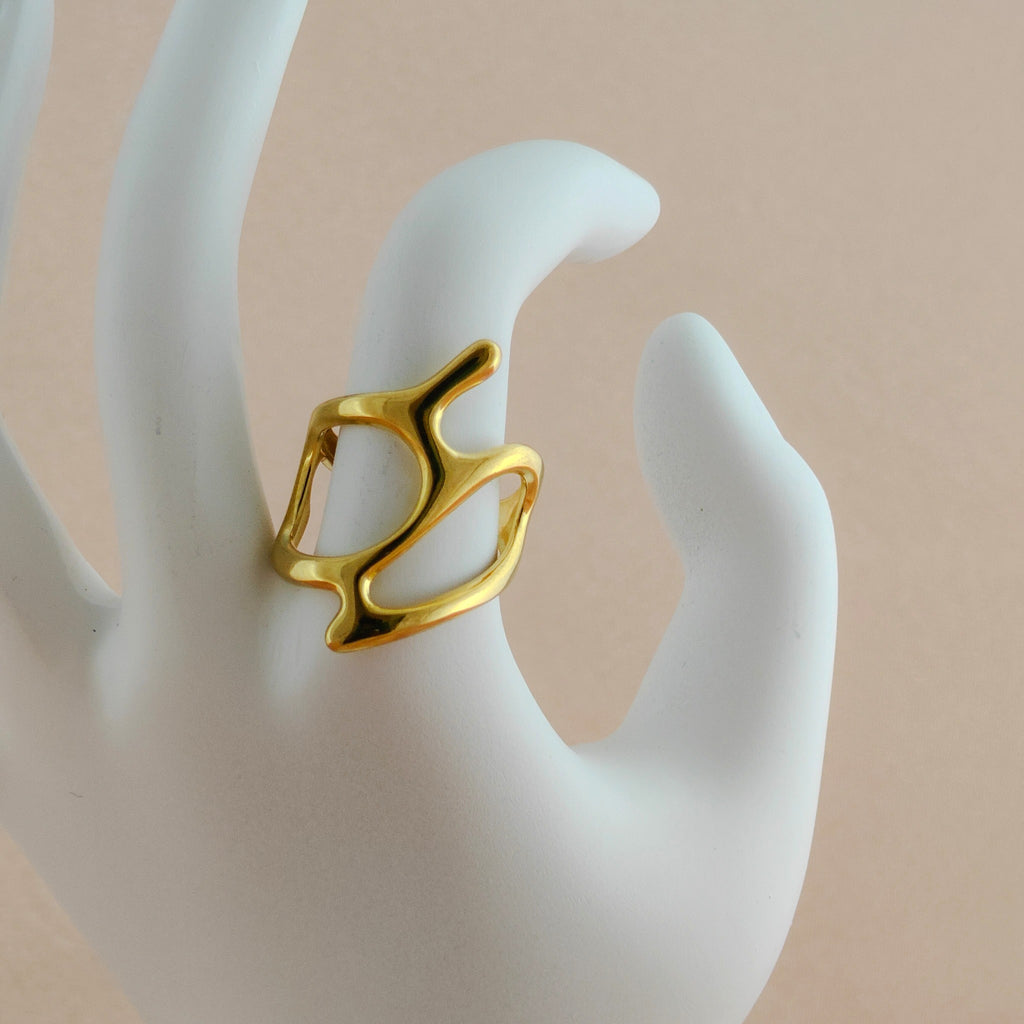 Stylish Korean Anti Tarnish Sculptural Gold Ring