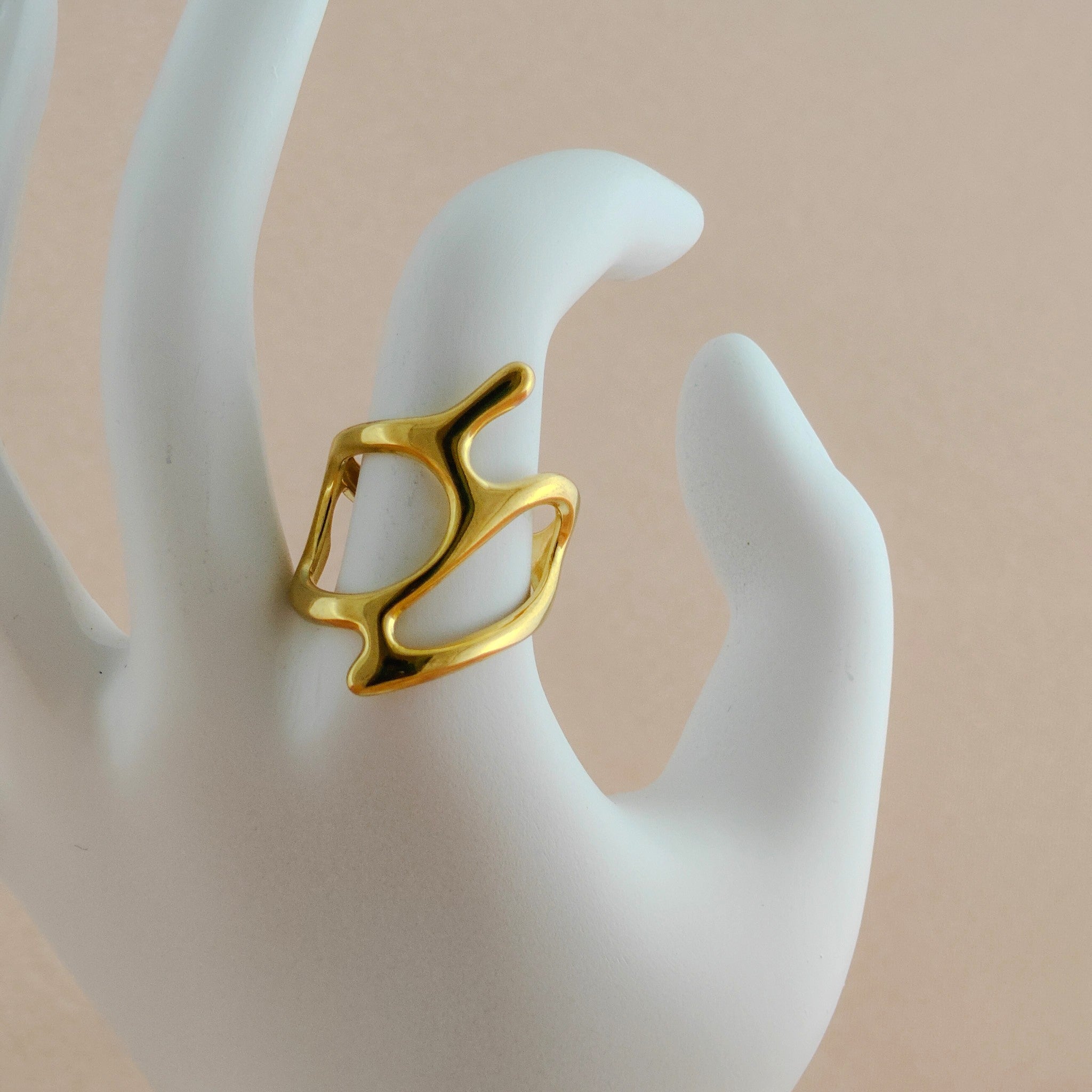 Stylish Korean Anti Tarnish Sculptural Gold Ring