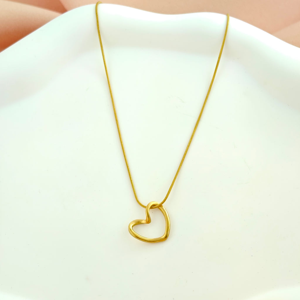 Minimalist Anti-Tarnish Korean Open Heart Pendant Necklace