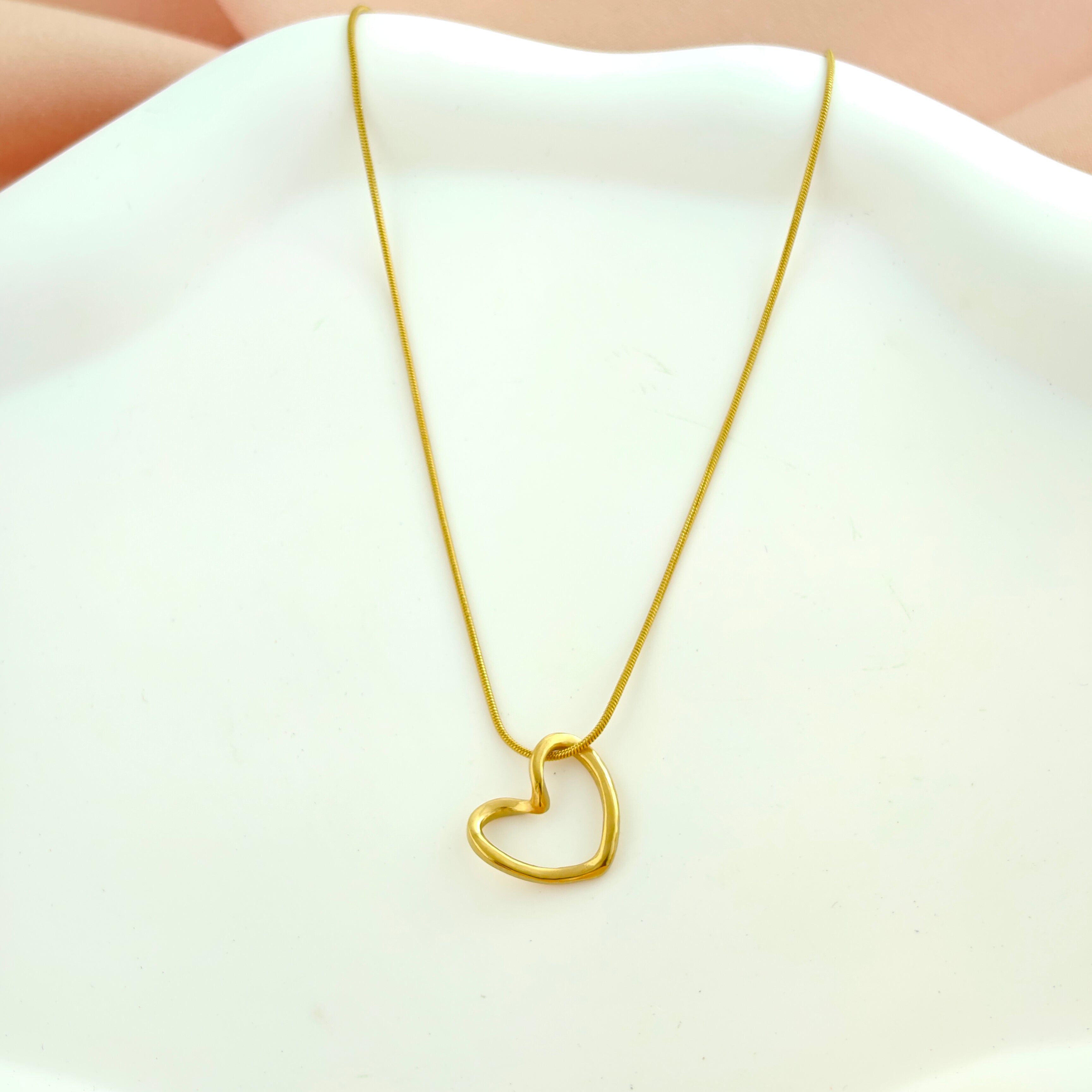 Minimalist Anti-Tarnish Korean Open Heart Pendant Necklace
