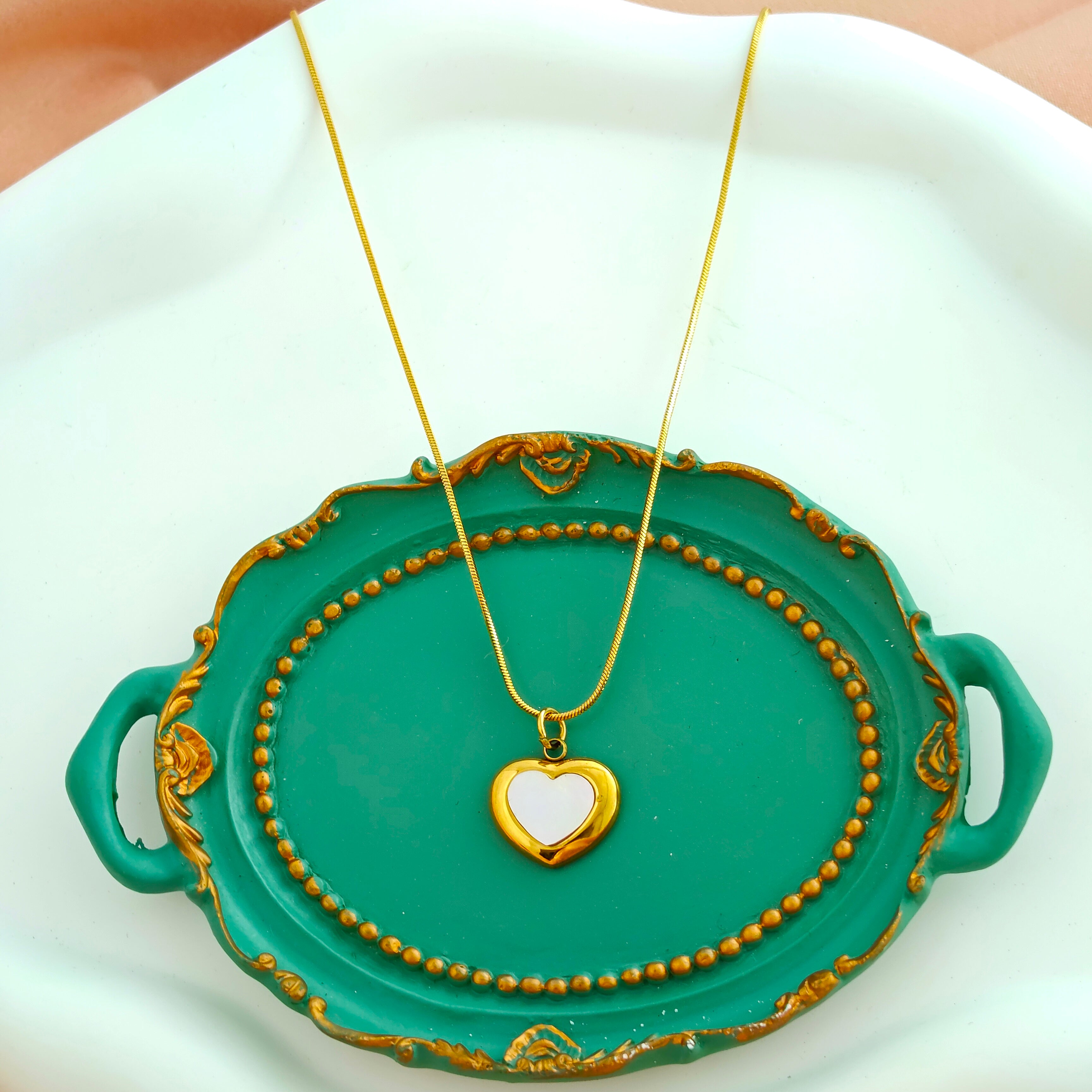 Wavy Open Frame Anti-Tarnish Korean Layered Necklace