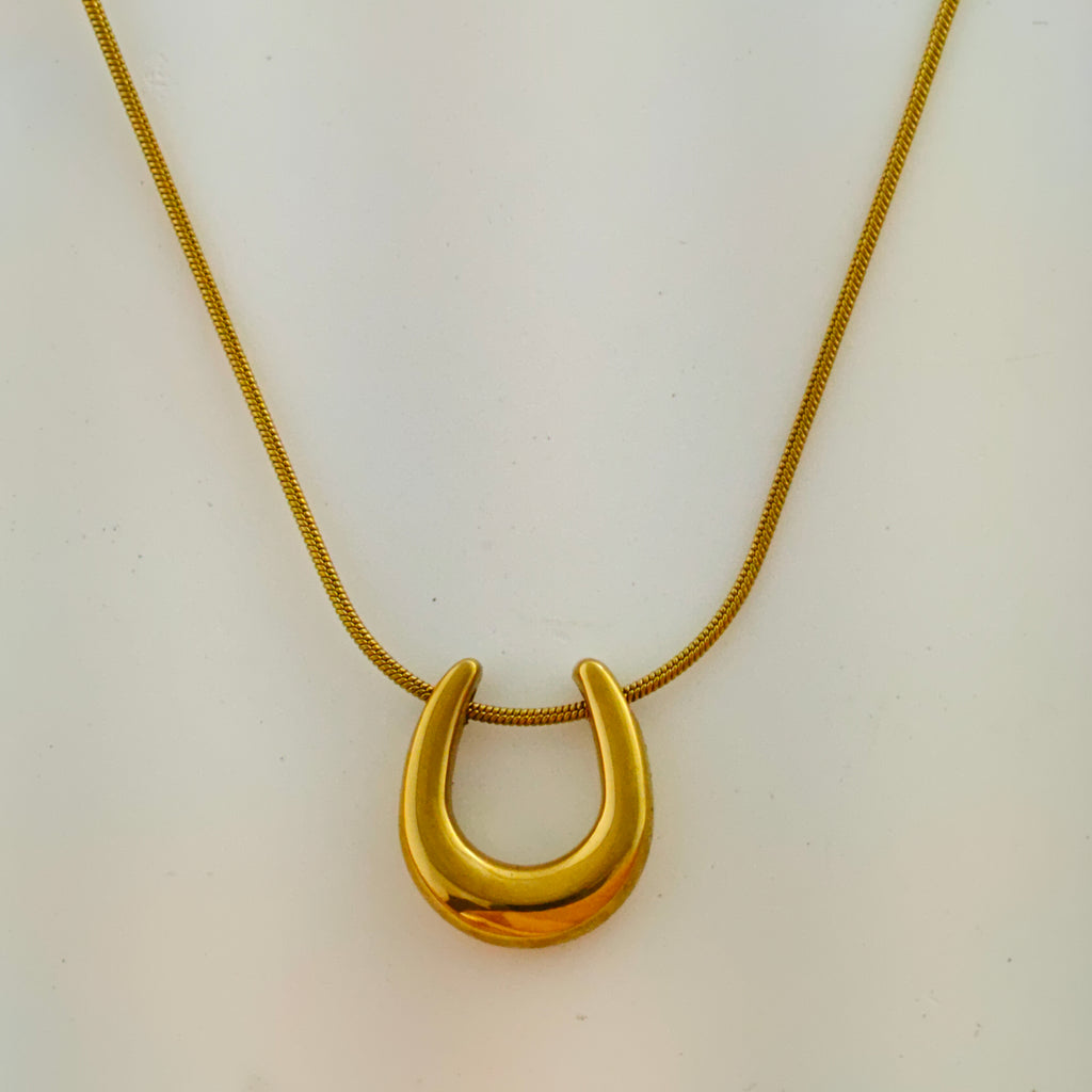 Bold Golden U-Shape Anti-Tarnish Korean Jewellery on Snake Chain