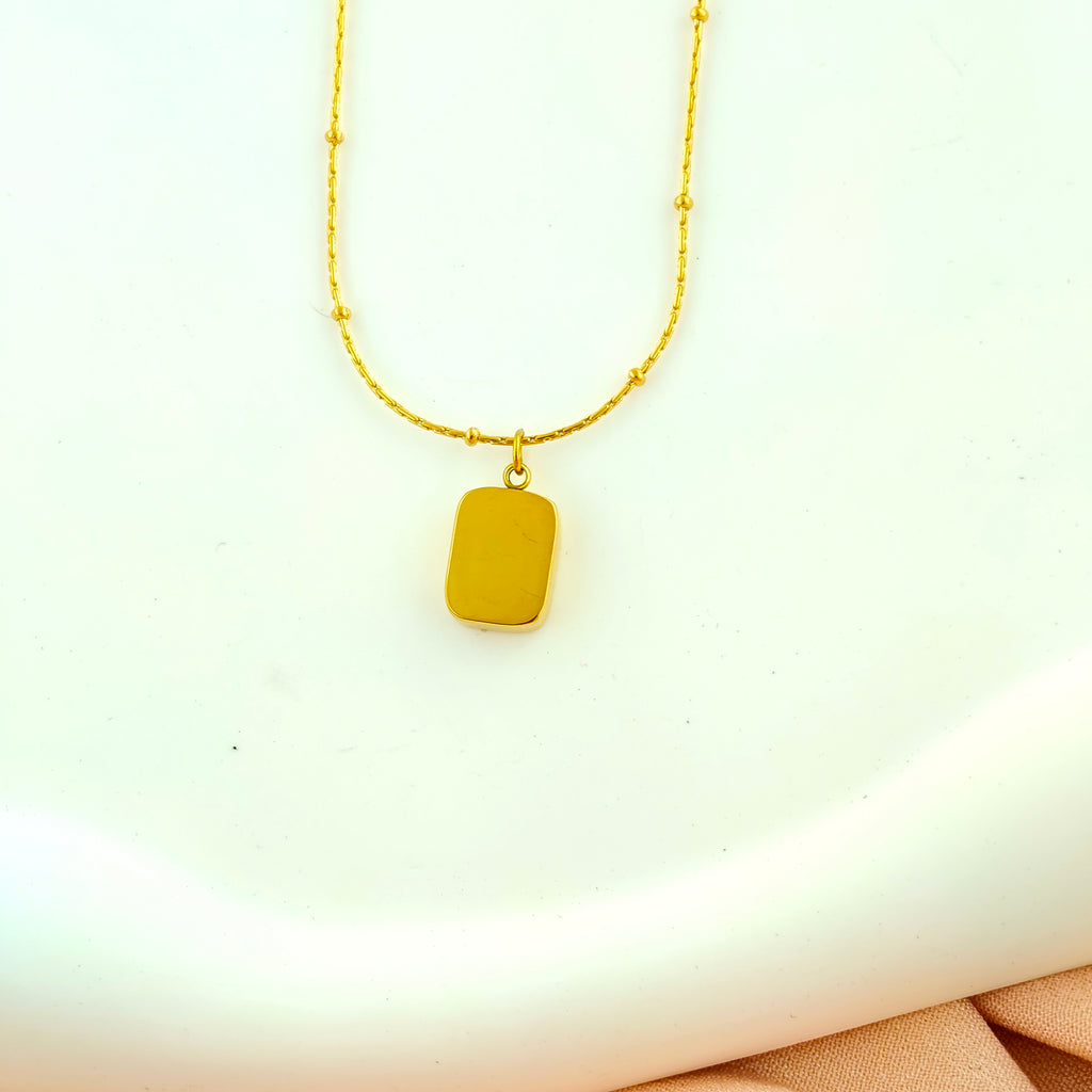 Sleek Plaque Shape Anti-Tarnish Korean Jewellery Necklace