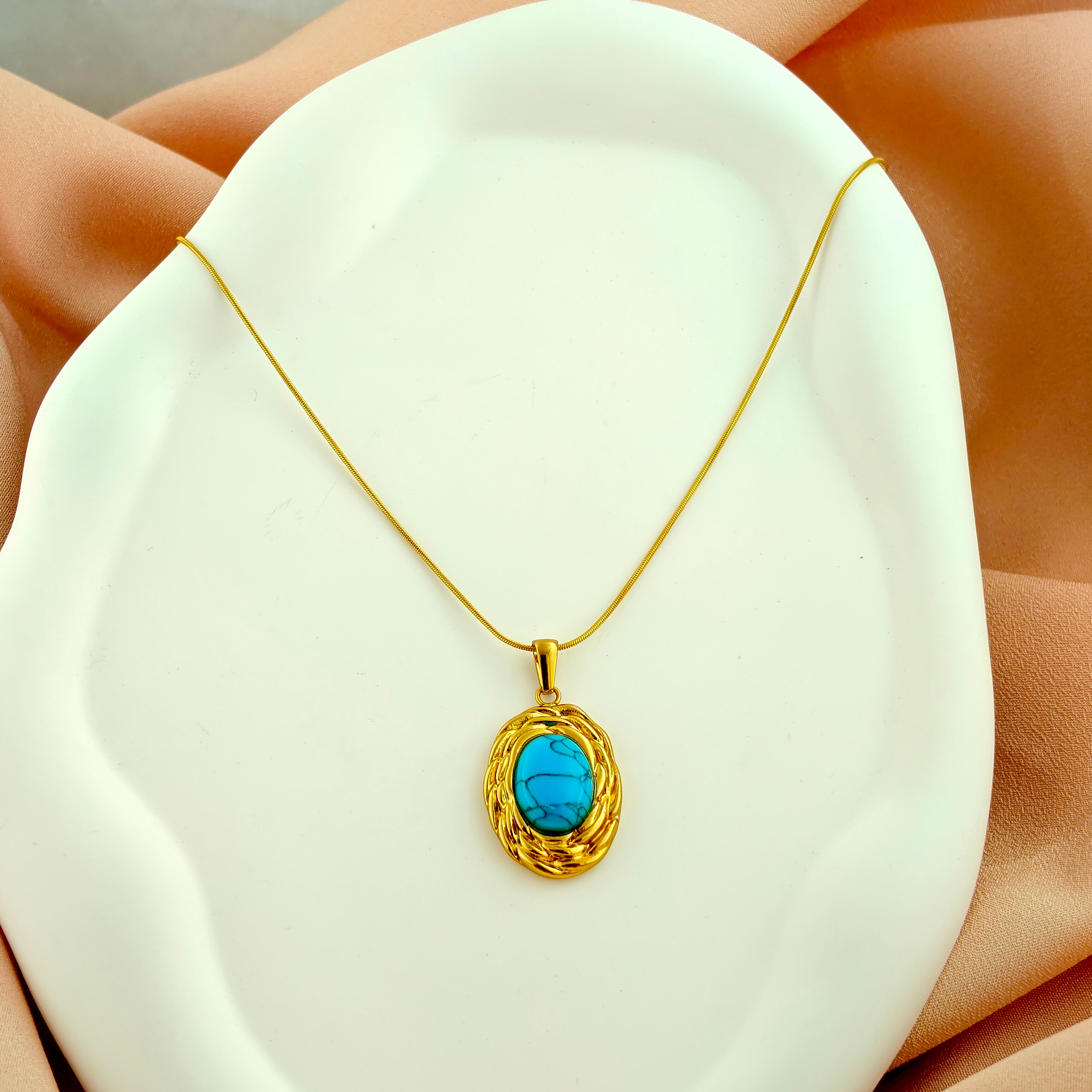 Turquoise Oval Anti-Tarnish Korean Necklace with Rope Texture Bezel