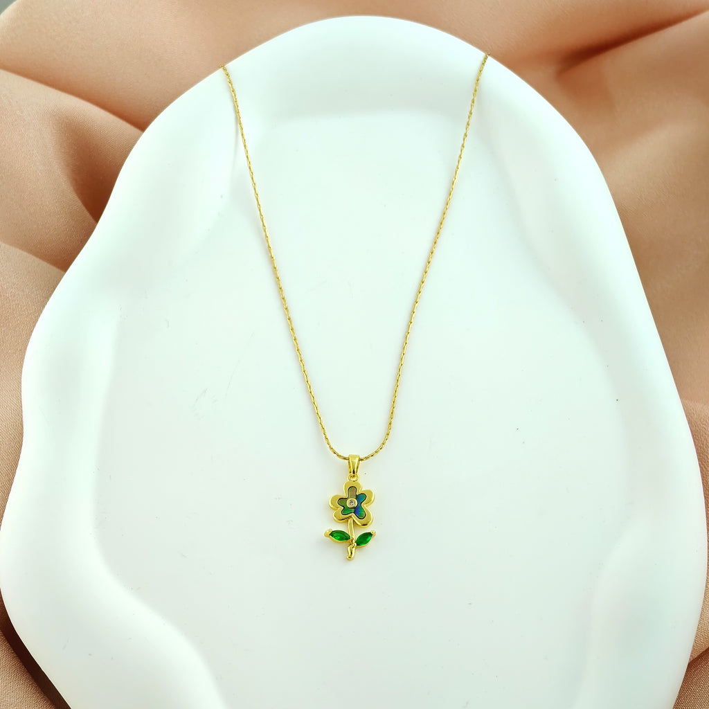 Korean Anti Tarnish Gold-Plated Flower Pendant Necklace
