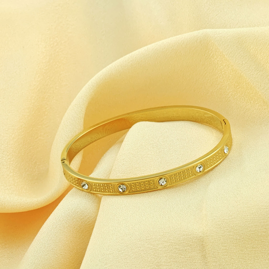 Anti-Tarnish Korean Rhinestone Bangle(Inner diameter 59*60mm)