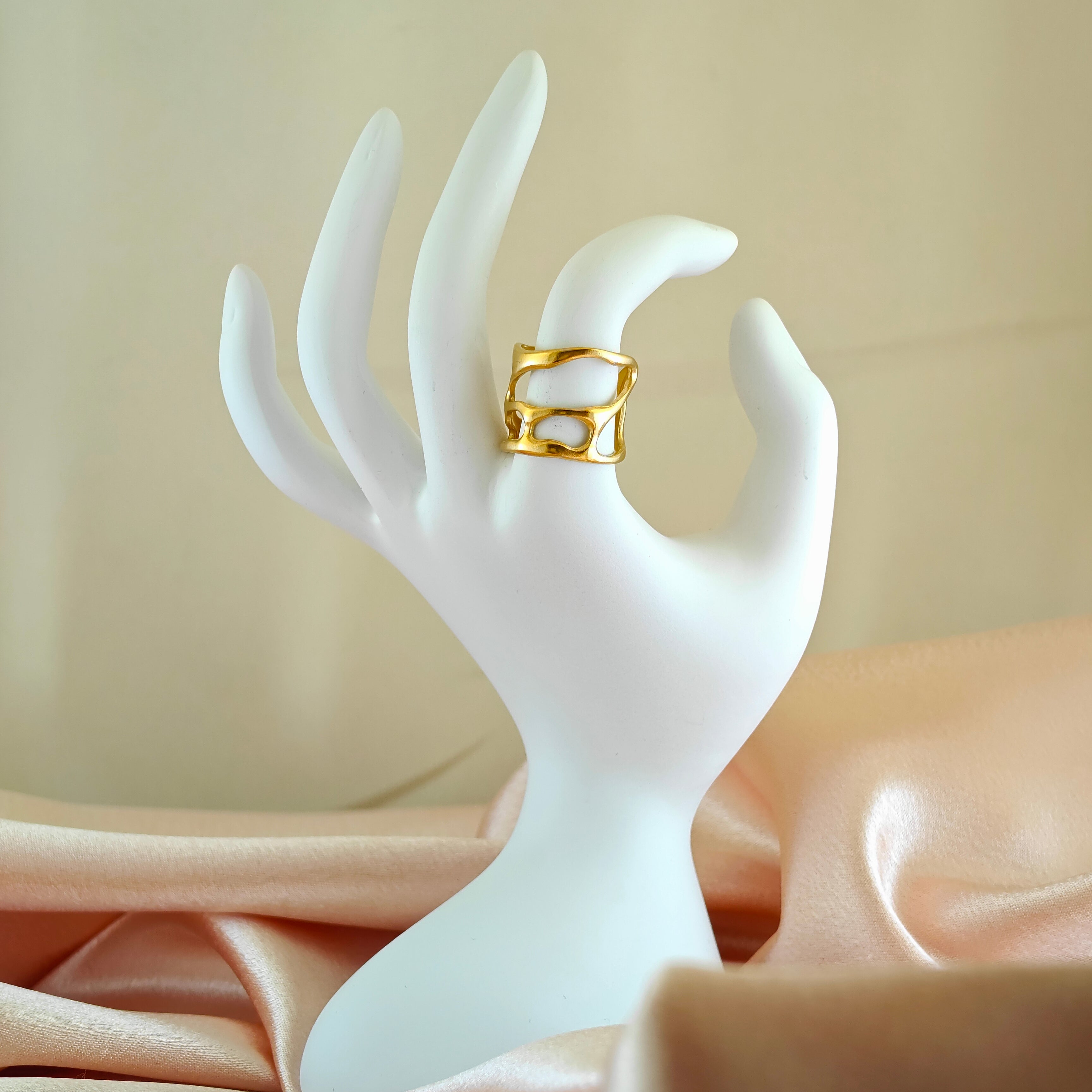 Modern Abstract Gold-Plated Anti-Tarnish Korean Ring