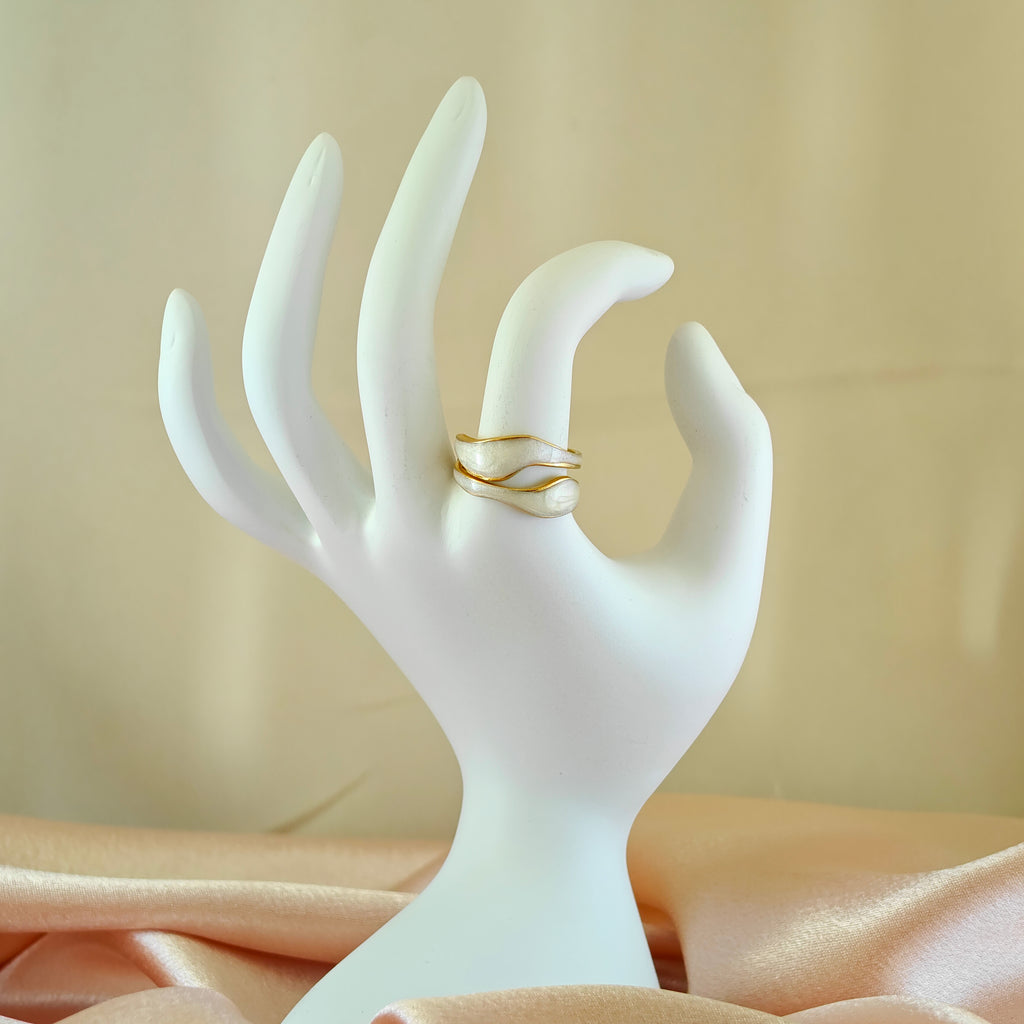 White Enamel Wave Anti Tarnish Korean Ring