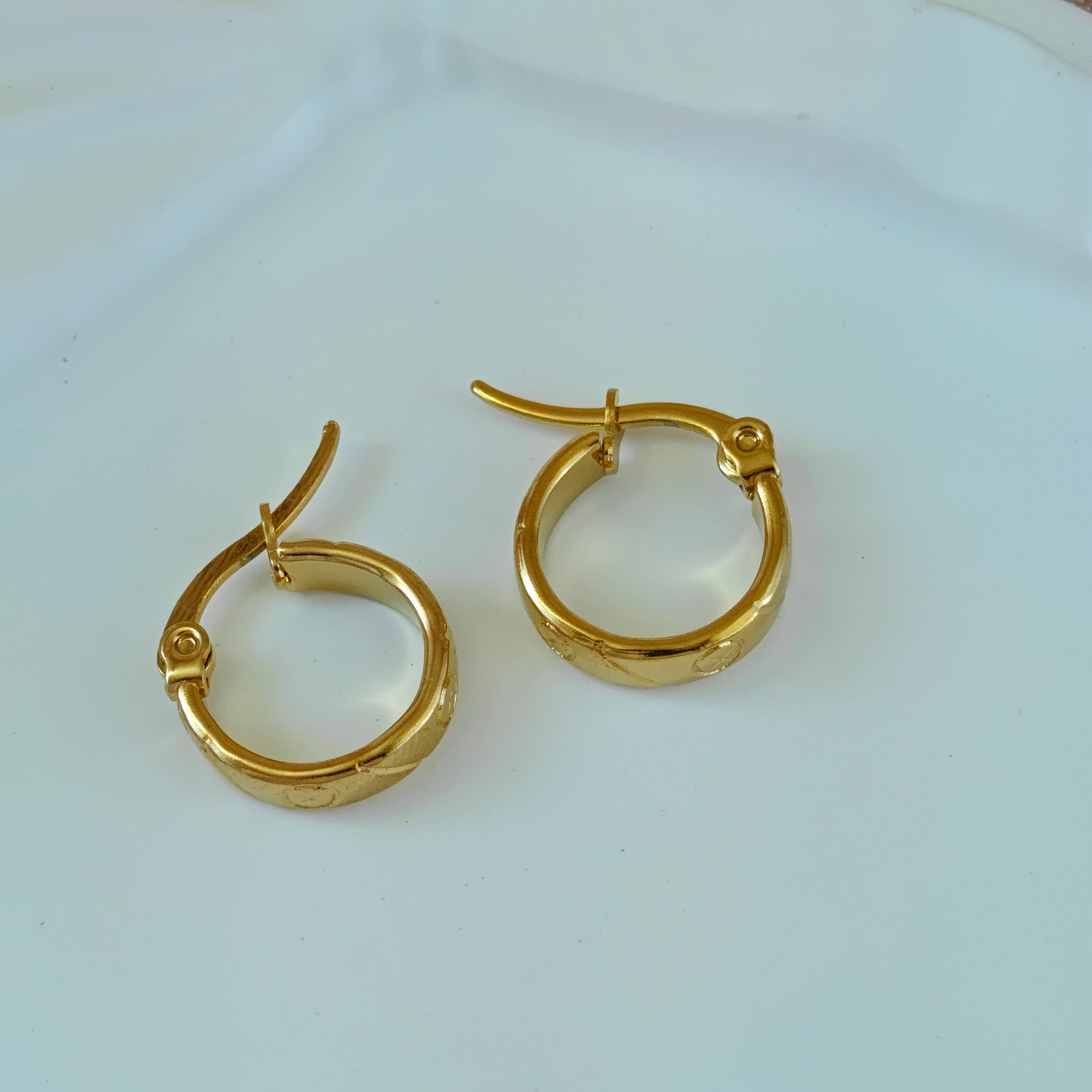 Tiny Textured Anti Tarnish Korean Hoops