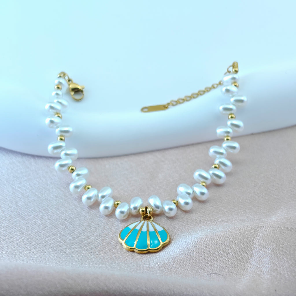 Gold Tone Non-Tarnishing Korean Pearl Charm Bracelet