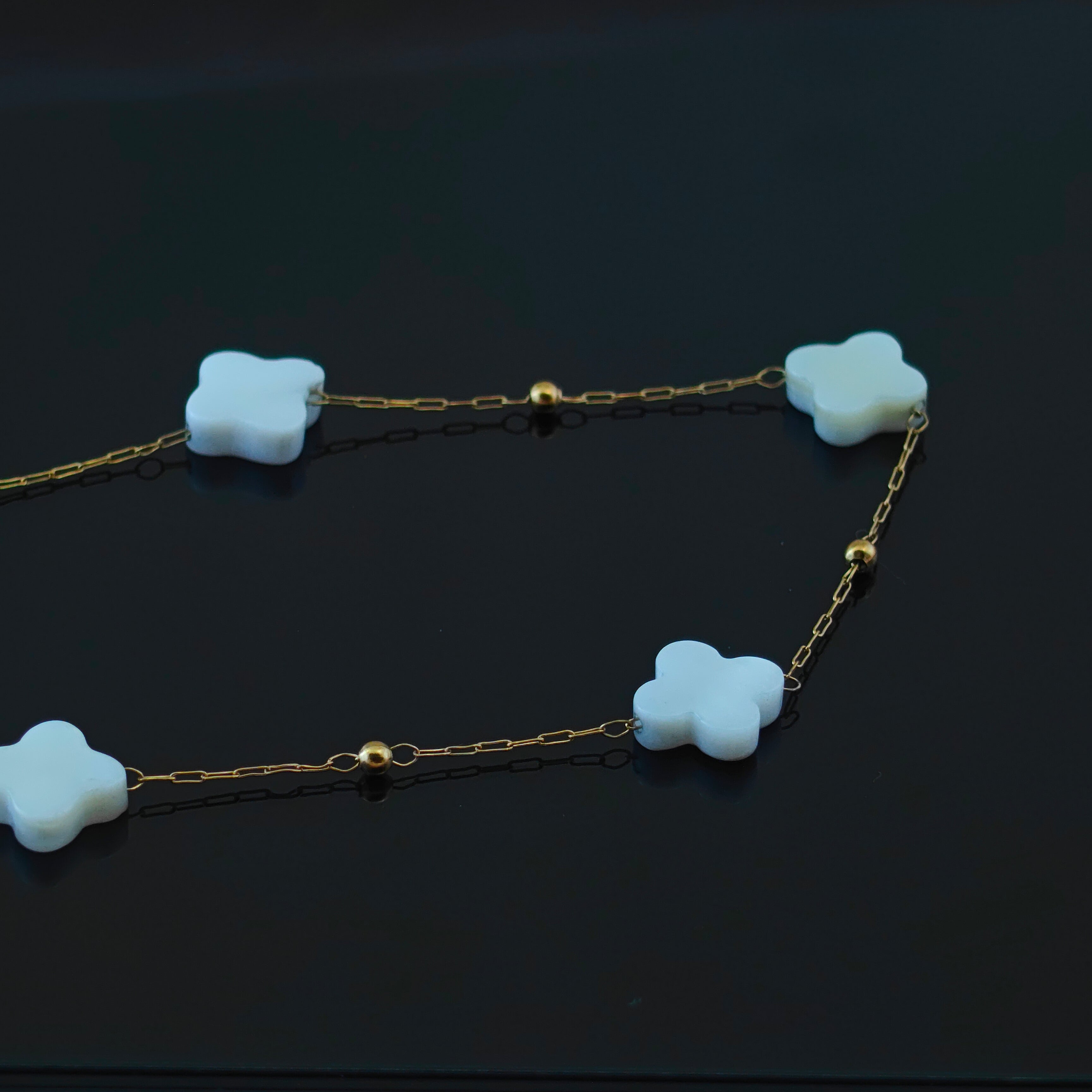 Gold Tone Non-Tarnishing Korean Floral Chain bracelets