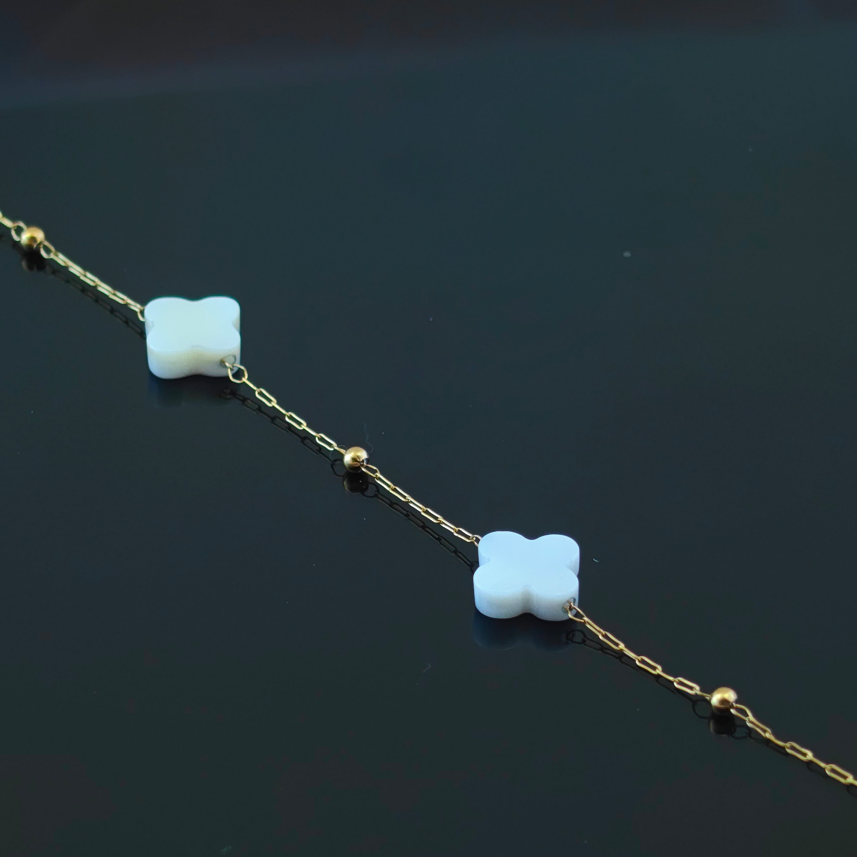 Gold Tone Non-Tarnishing Korean Floral Chain bracelets