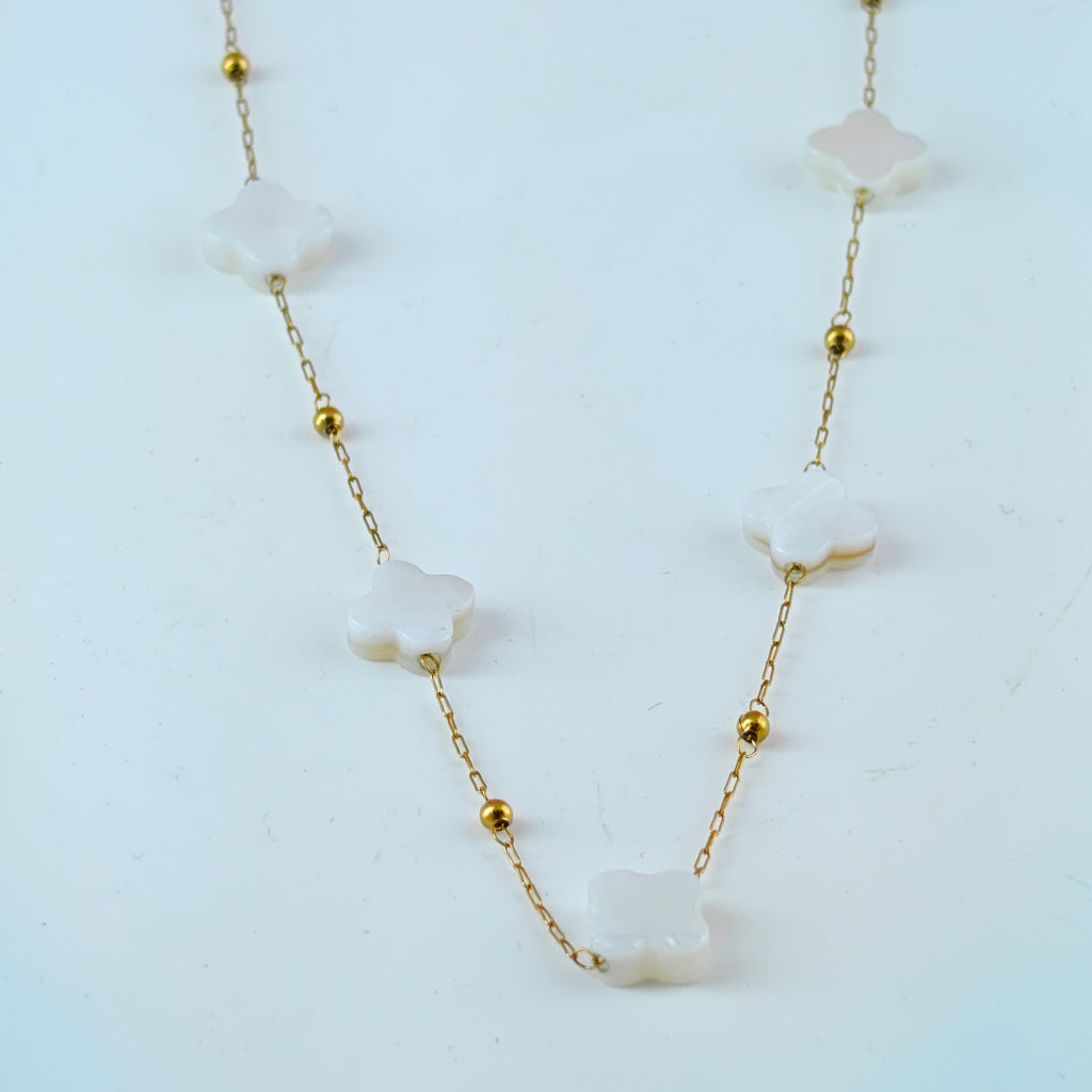 Chic Clover Station Necklace Mother of Pearl Anti-Tarnish Korean Jewelry