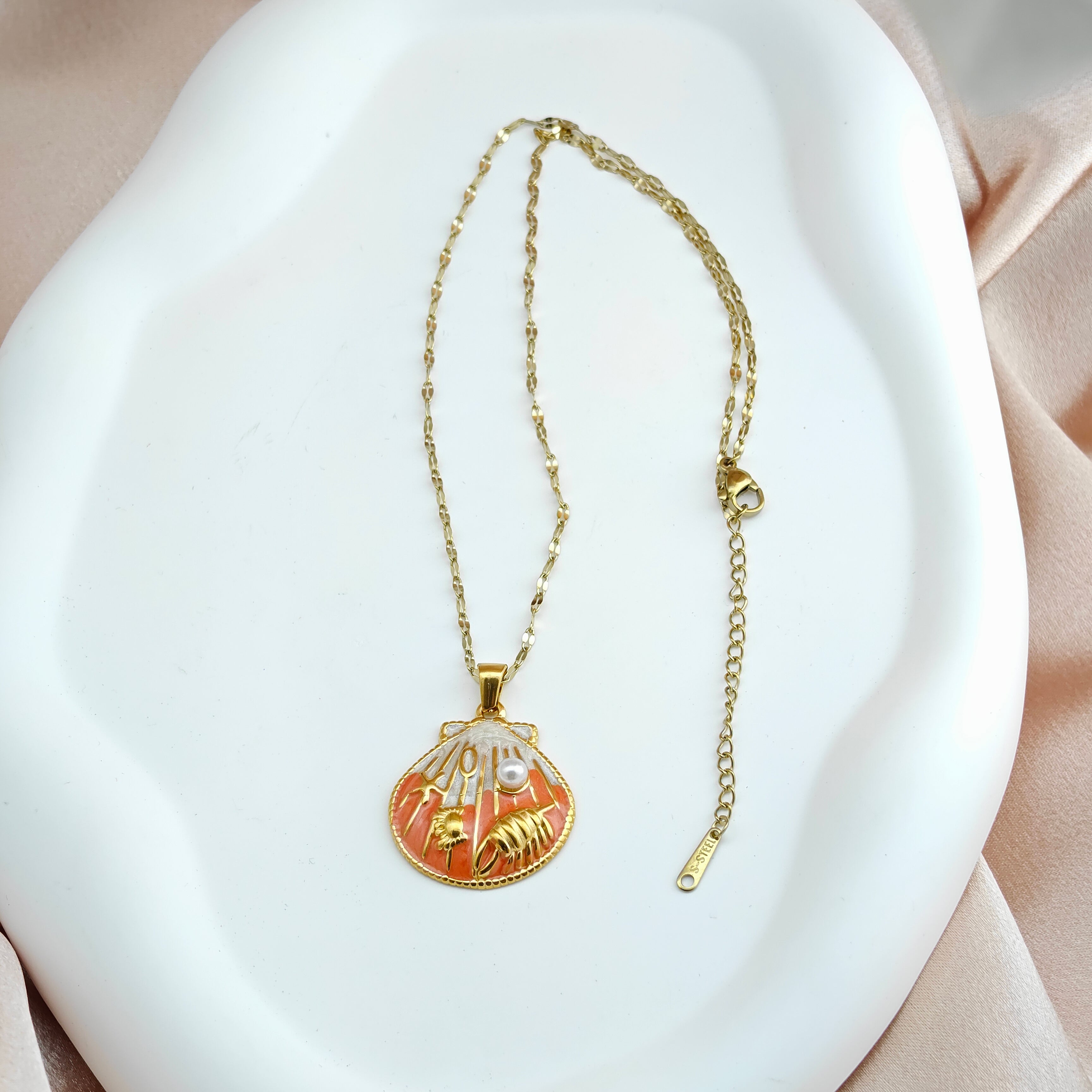 Chic Shell Pendant Necklace Anti-Tarnish Gold-Tone Korean Ocean Jewelry