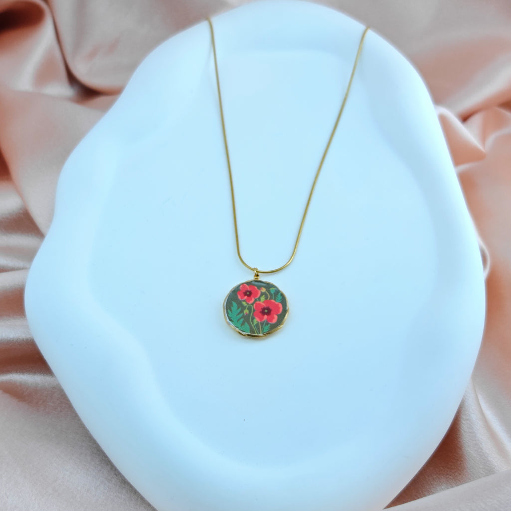 Round Poppy Flower Medallion Necklace - Anti-Tarnish Korean Jewelry