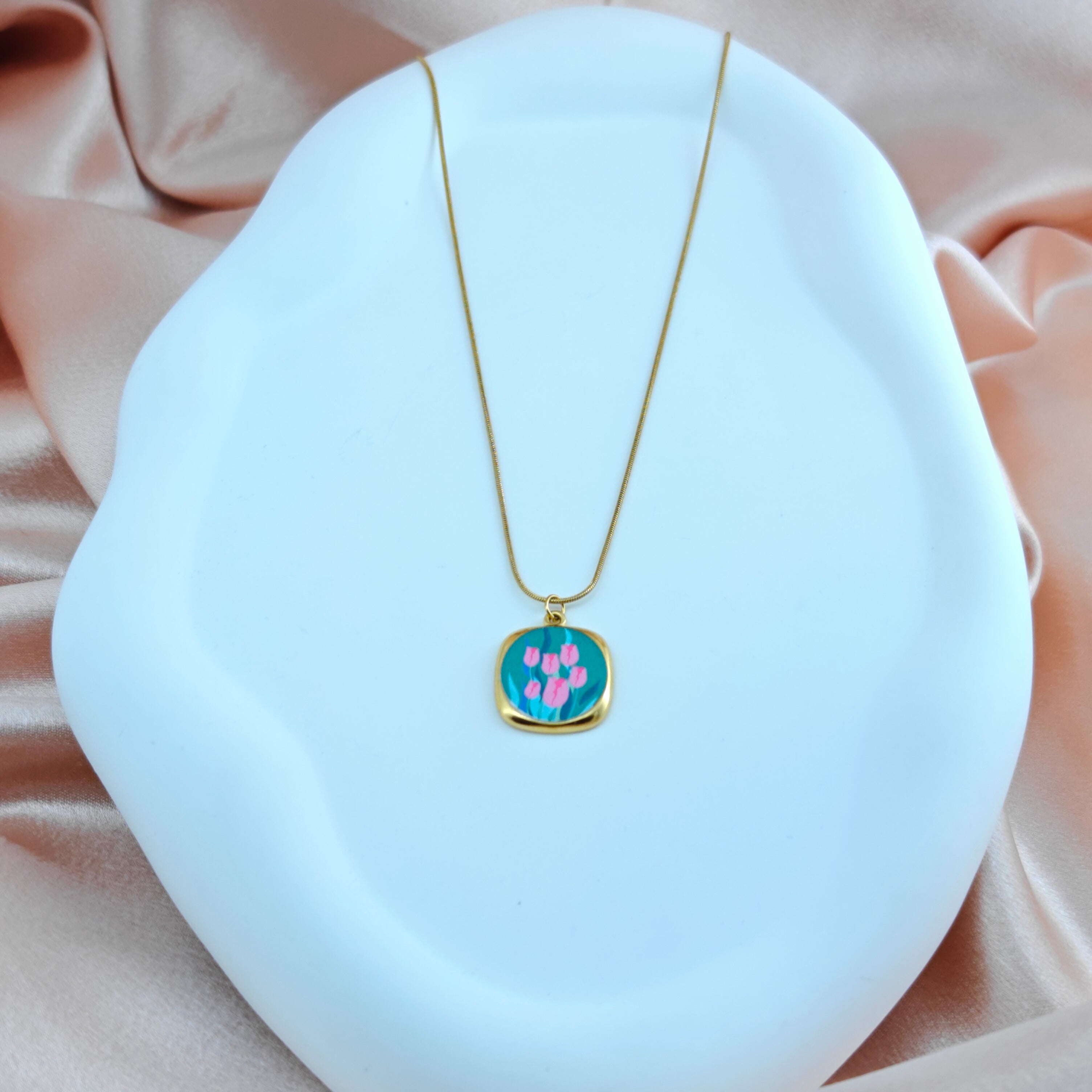 Tulip Square Pendant Necklace Anti-Tarnish Korean Jewelry